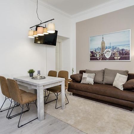 The Lohmeyerstr Hh, 2 Bed Rooms Up To 5 People Berlin Exteriör bild